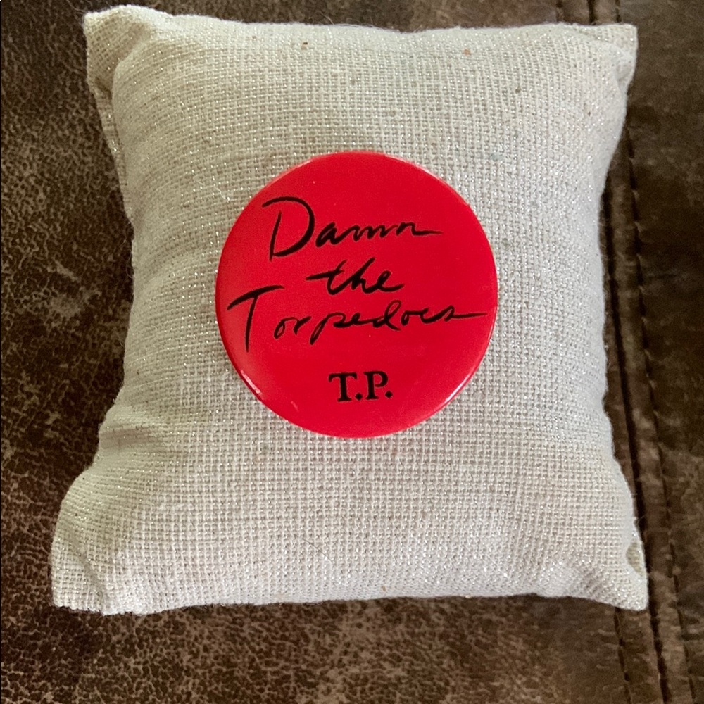 Vintage 80s Tom Petty Pin